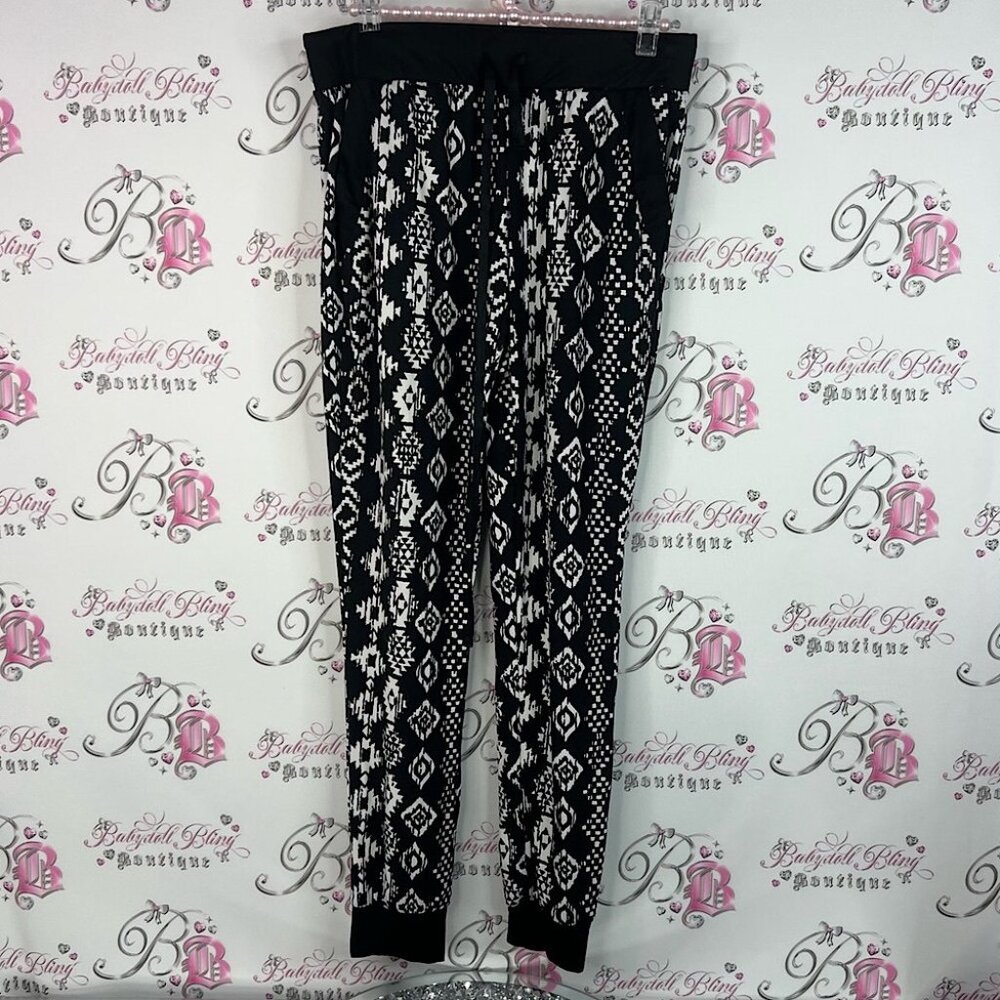 No Boundaries pants stretchy Aztec boho Black and White Geometric Joggers